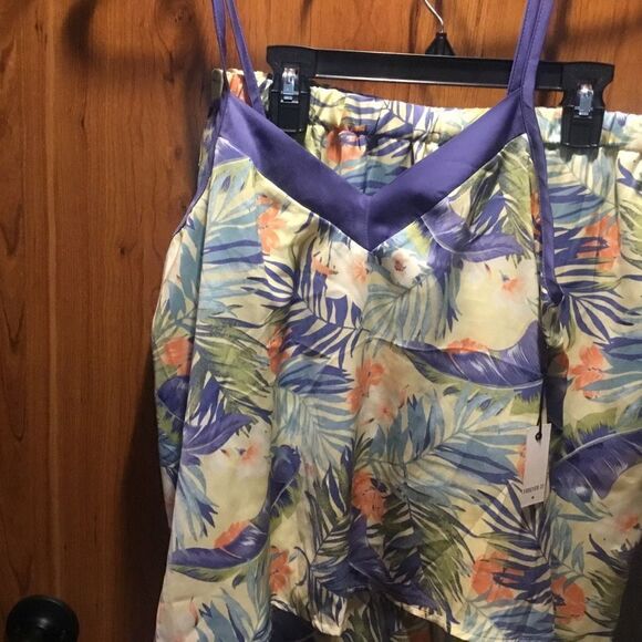 NWT. Forever 21 Brand Women’s Pajama Set Size Medium - Picture 4 of 12